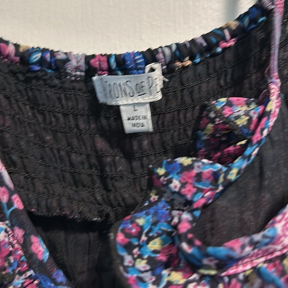 Floral bohemian dress - fun and flirty - Picture 4 of 8